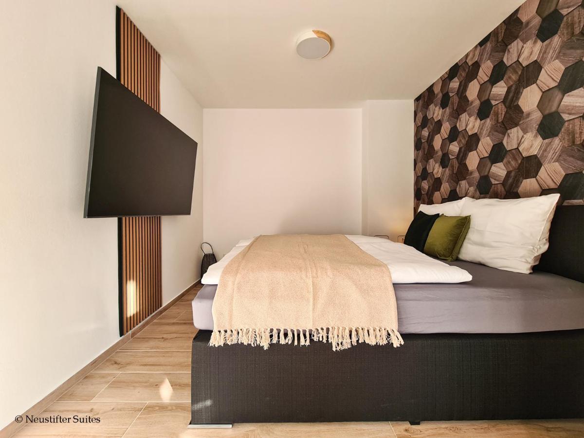 St Antoni Suite2 Stilvolle Ferienwohnung Mit Parkplatz In Eisenstadt Exterior foto
