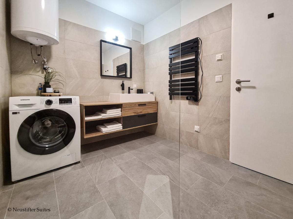 St Antoni Suite2 Stilvolle Ferienwohnung Mit Parkplatz In Eisenstadt Exterior foto